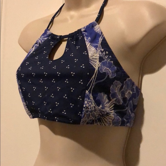 SOLD - Picture 2 of 6